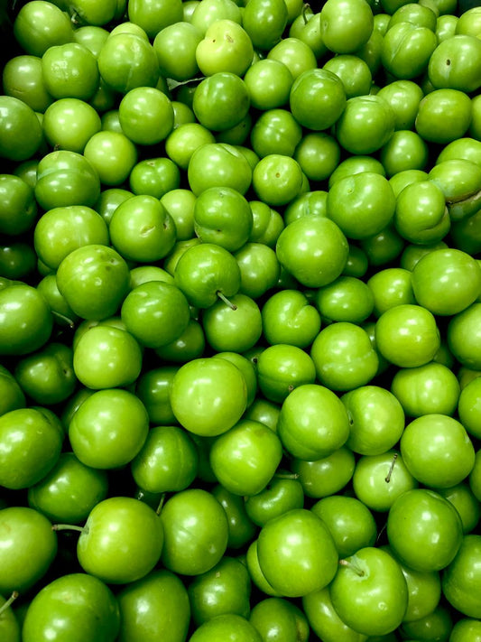 Fresh Sour Plum, Gojeh Sabzi, Goje Sabz